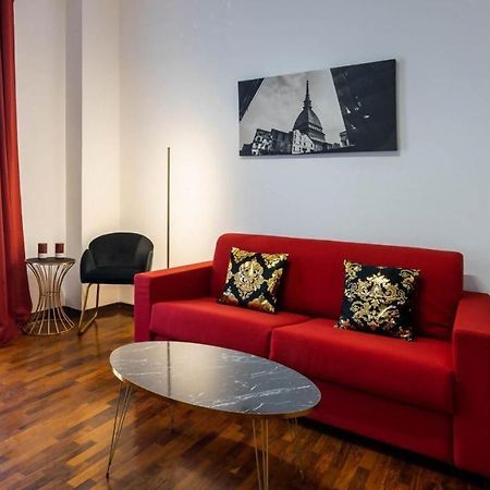 Porta Nuova Centro Elegante Suite Con Wifi Turin Bagian luar foto