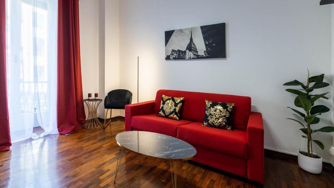 Porta Nuova Centro Elegante Suite Con Wifi Turin Bagian luar foto