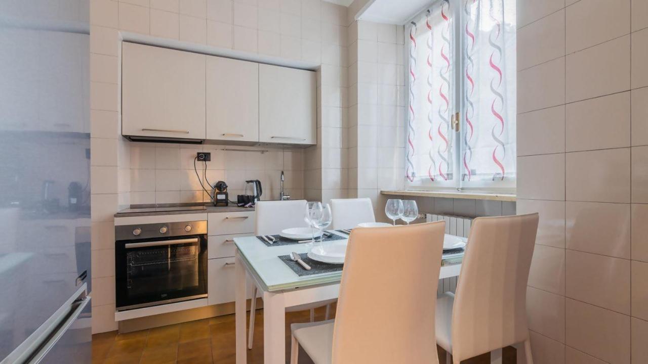 Porta Nuova Centro Elegante Suite Con Wifi Turin Bagian luar foto